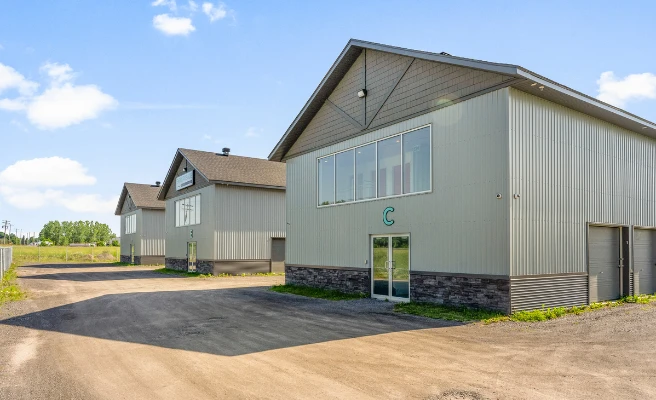Storage facility in Saint Felix de Valois, Quebec
