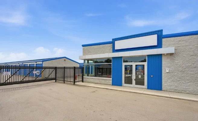 Make Space Storage in Hamilton, ON