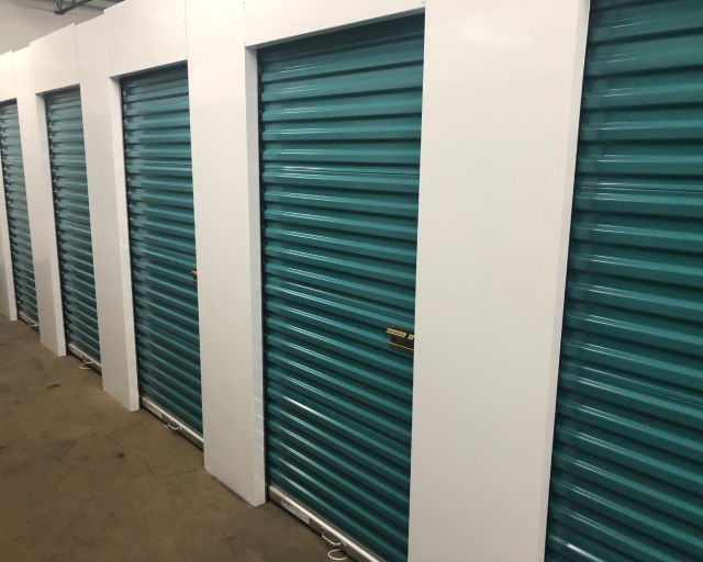 Portable Commercial Storage Containers & Units for Rent