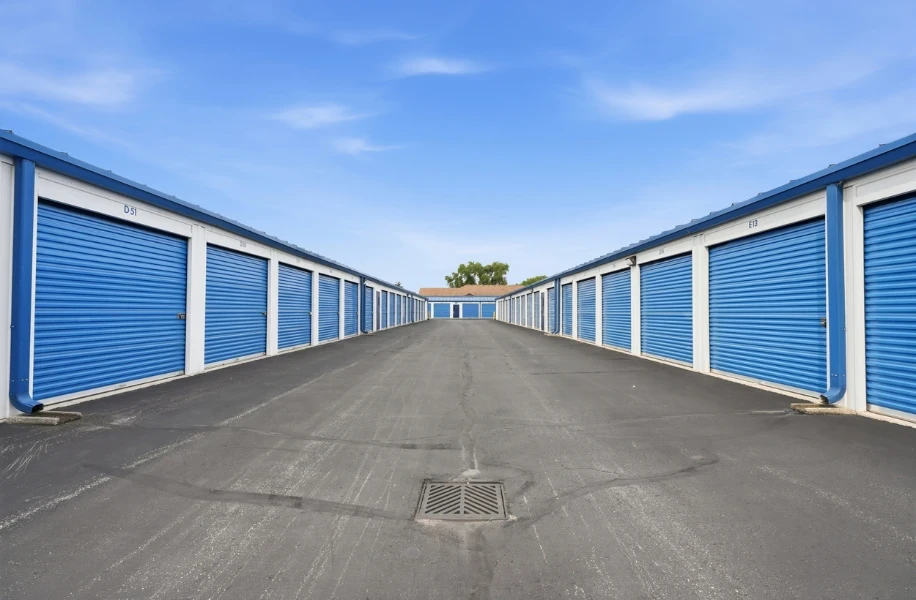 Drive Up Storage Lockers