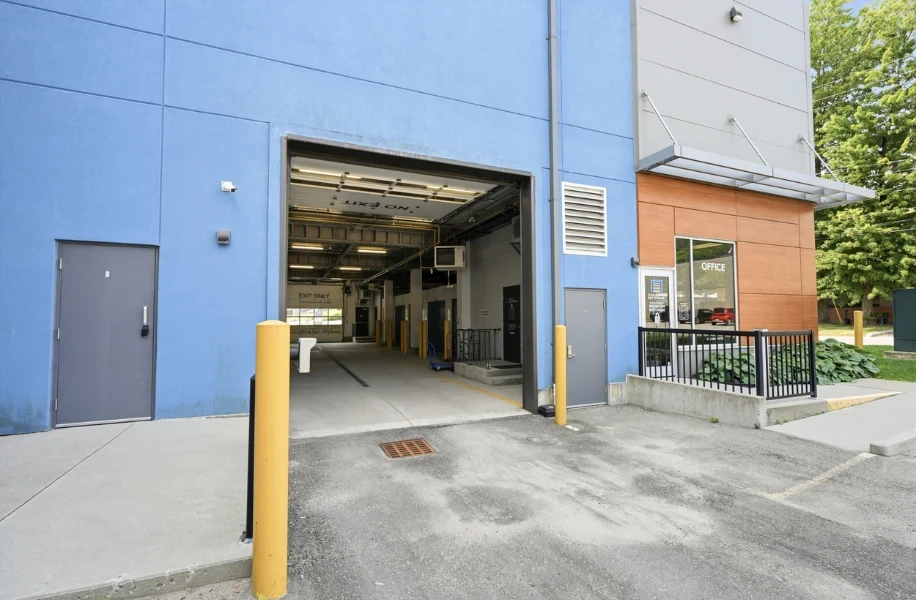 Covered Loading Area