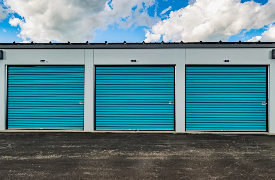 Heated storage units available in Beaumont